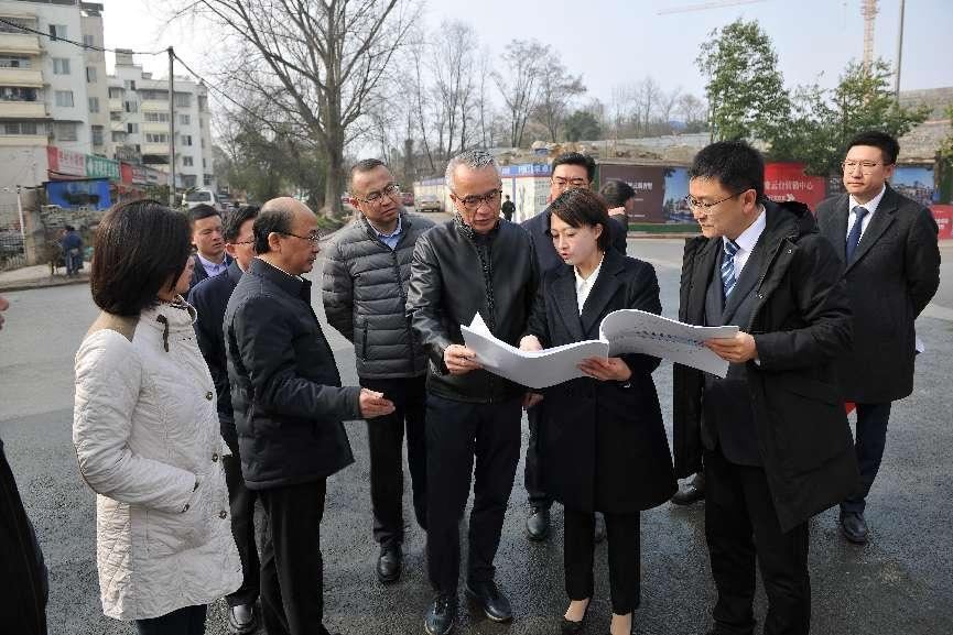副省长蔡朝林到多彩贵州城调研旅游业态提升工作